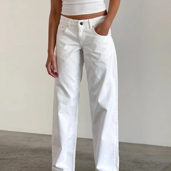 Motel Rocks Low Rise Parallel Jeans in True White Size W24 L32W24 L32 - Picture 1 of 3